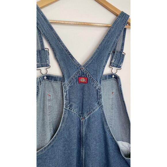 Dickies Bib Overalls Blue Denim Carpenter Workwear Baggy USA Conductor Men 40x32 - Picture 3 of 12